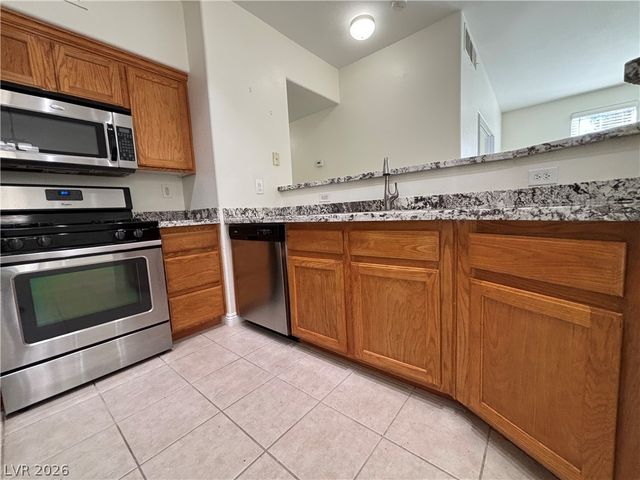 50 Aura De Blanco Street 13102, Henderson, NV 89074
