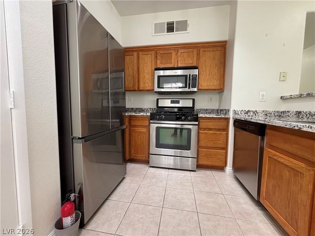50 Aura De Blanco Street 13102, Henderson, NV 89074