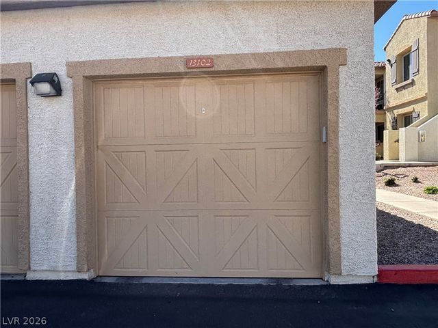 50 Aura De Blanco Street 13102, Henderson, NV 89074
