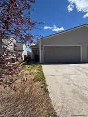 317 HUNTERS WAY, Cheyenne, WY 82007