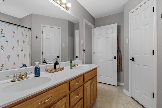 274 Dove Hill Lane, China Spring, TX 76633