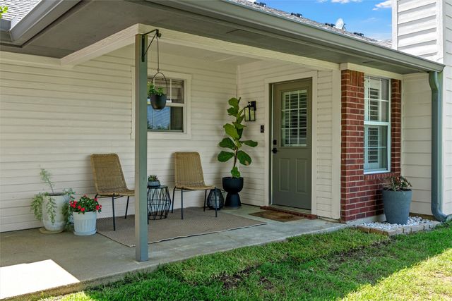 274 Dove Hill Lane, China Spring, TX 76633