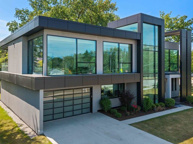 2010 Lavigne Lane, Northbrook, IL 60062