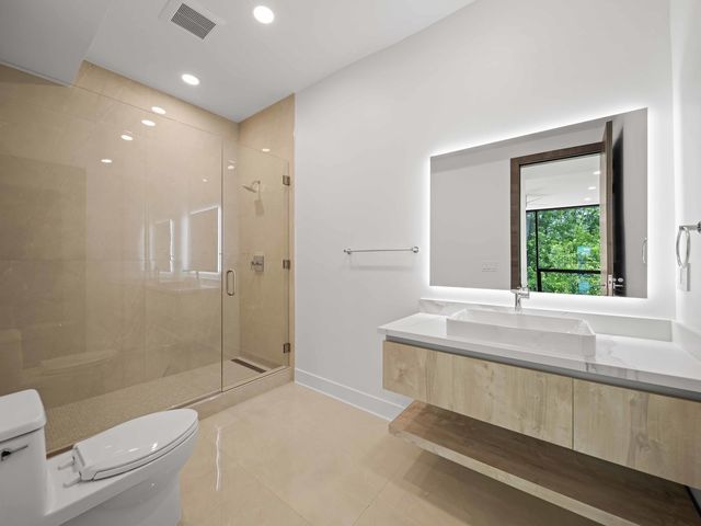 2010 Lavigne Lane, Northbrook, IL 60062