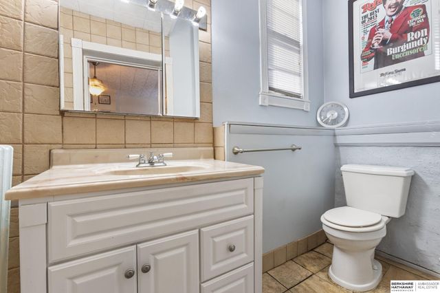 2526 S 10th Street, Omaha, NE 68108