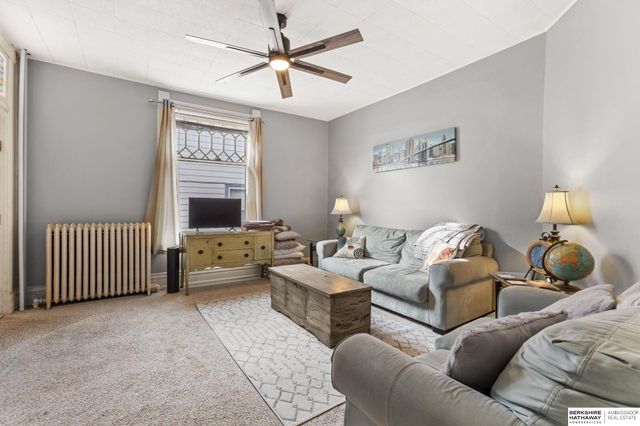 2526 S 10th Street, Omaha, NE 68108