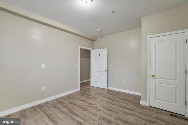 302 V ST NE, Washington, DC 20002