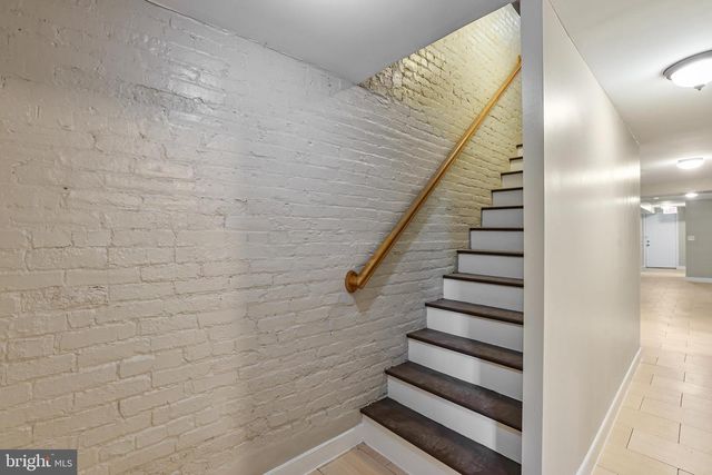 302 V ST NE, Washington, DC 20002