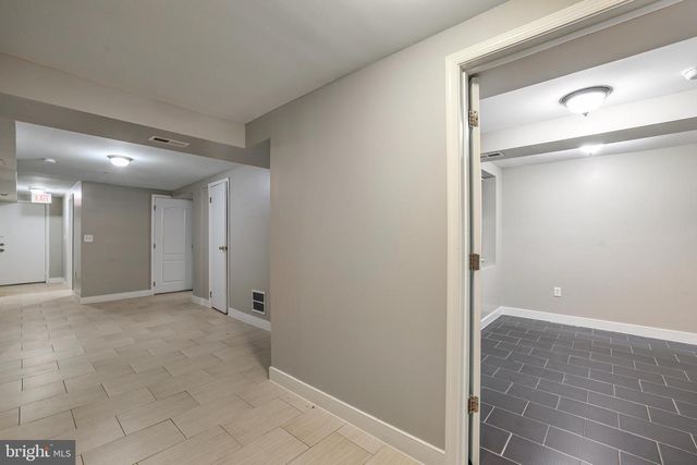 302 V ST NE, Washington, DC 20002