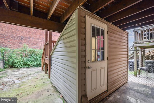 302 V ST NE, Washington, DC 20002