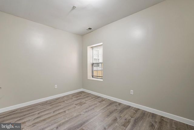 302 V ST NE, Washington, DC 20002