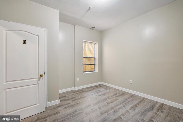 302 V ST NE, Washington, DC 20002