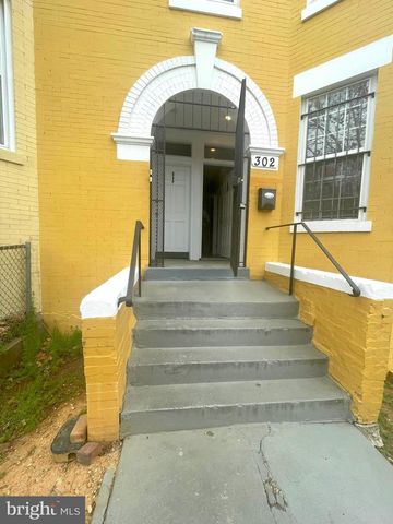302 V ST NE, Washington, DC 20002
