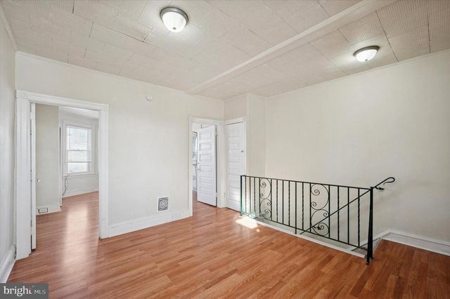 77 N KEYSTONE AVE, Upper Darby, PA 19082