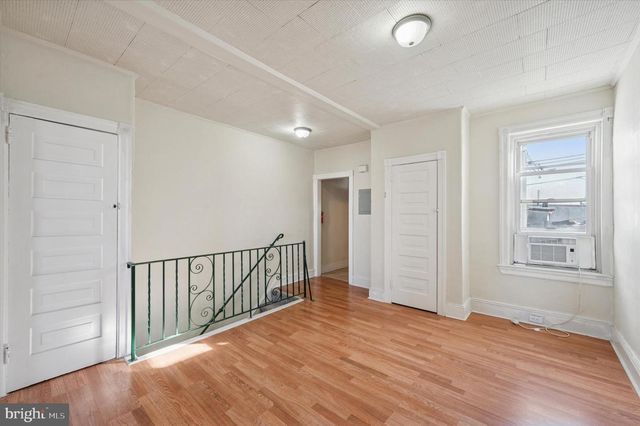 77 N KEYSTONE AVE, Upper Darby, PA 19082