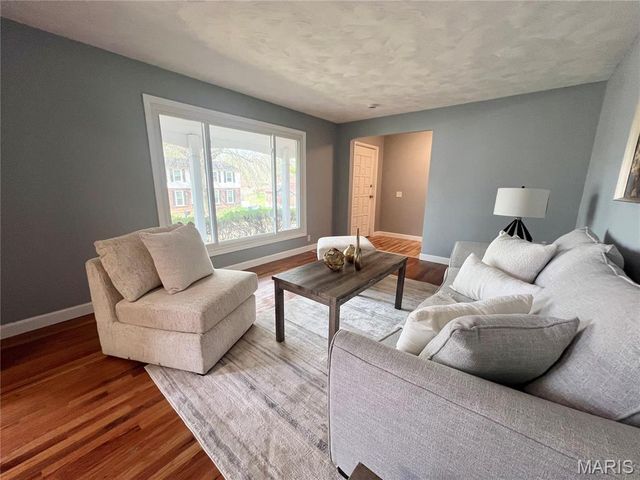 11760 Sheffield Drive, Florissant, MO 63033