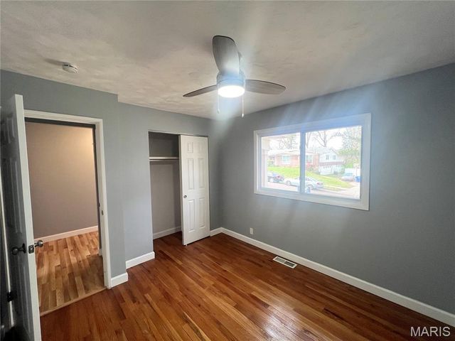11760 Sheffield Drive, Florissant, MO 63033