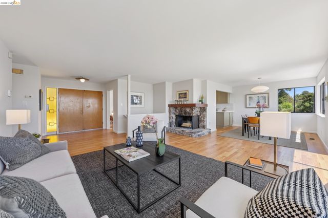 955 Galvin Dr, El Cerrito, CA 94530