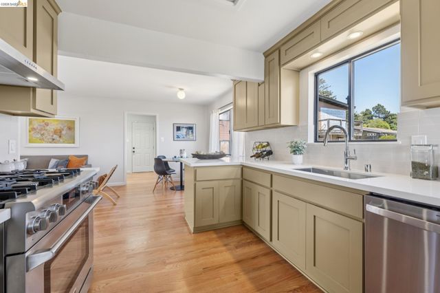 955 Galvin Dr, El Cerrito, CA 94530