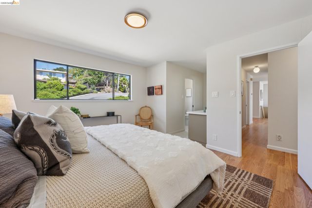 955 Galvin Dr, El Cerrito, CA 94530