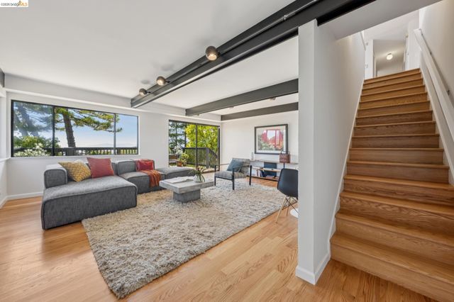 955 Galvin Dr, El Cerrito, CA 94530