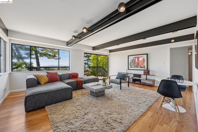 955 Galvin Dr, El Cerrito, CA 94530