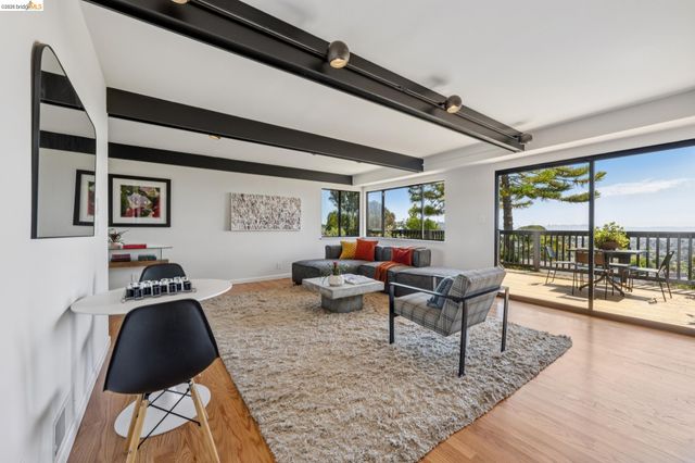 955 Galvin Dr, El Cerrito, CA 94530