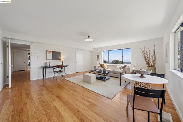 955 Galvin Dr, El Cerrito, CA 94530