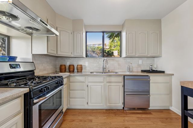 955 Galvin Dr, El Cerrito, CA 94530