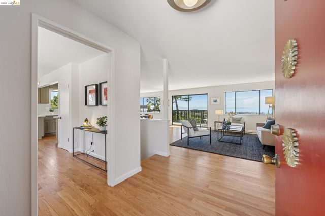 955 Galvin Dr, El Cerrito, CA 94530