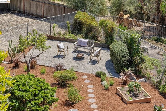 955 Galvin Dr, El Cerrito, CA 94530