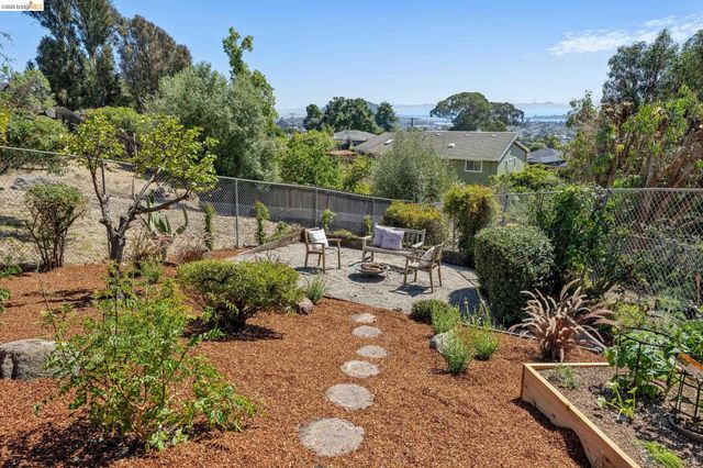 955 Galvin Dr, El Cerrito, CA 94530