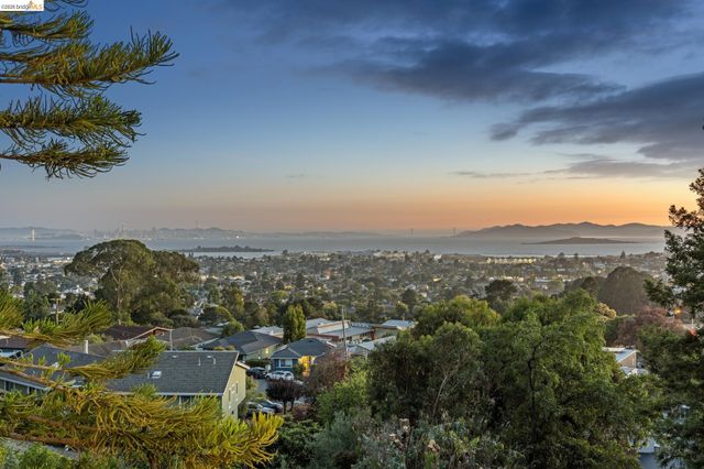 955 Galvin Dr, El Cerrito, CA 94530