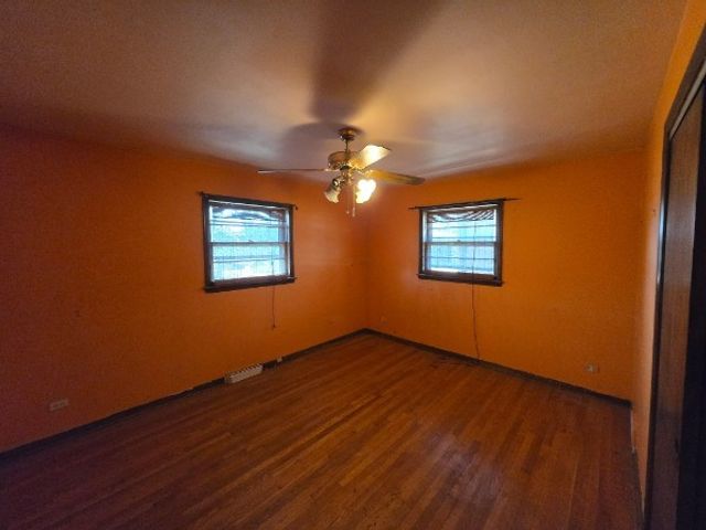 33 W 55th Street, Westmont, IL 60559