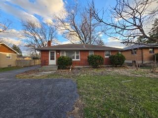 33 W 55th Street, Westmont, IL 60559