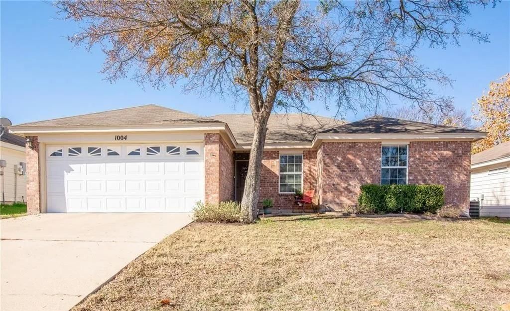 1004 Muelhause ST, Belton, TX 76513