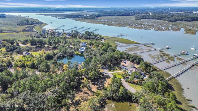 12 Governor Blake Drive, Beaufort, SC 29907