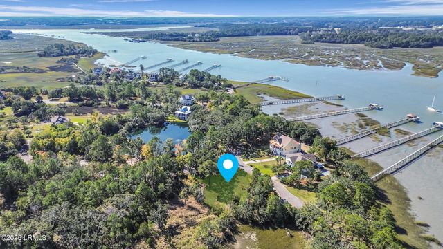 12 Governor Blake Drive, Beaufort, SC 29907