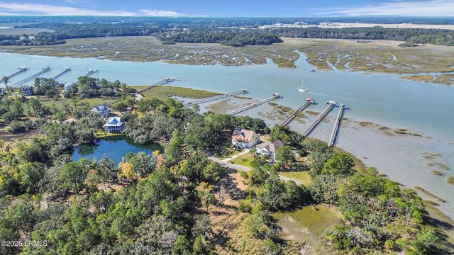 12 Governor Blake Drive, Beaufort, SC 29907