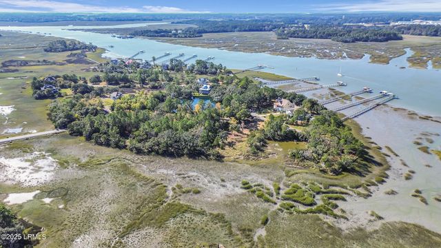 12 Governor Blake Drive, Beaufort, SC 29907