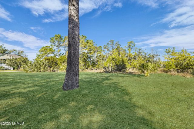 12 Governor Blake Drive, Beaufort, SC 29907