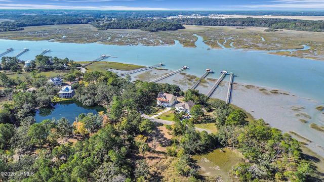 12 Governor Blake Drive, Beaufort, SC 29907