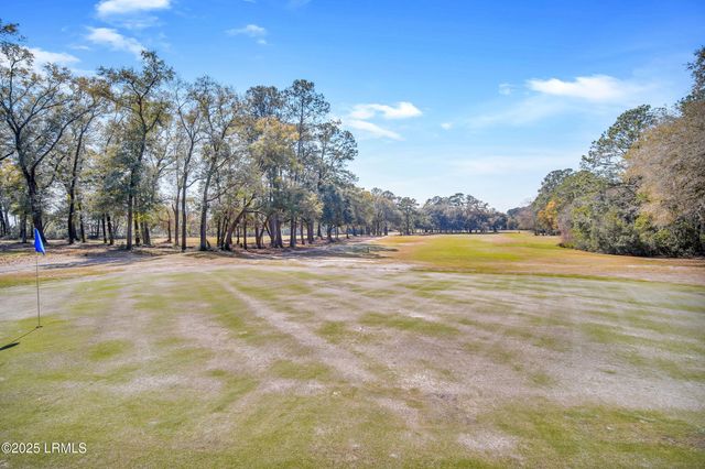 12 Governor Blake Drive, Beaufort, SC 29907