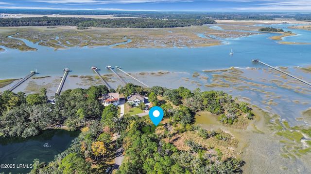 12 Governor Blake Drive, Beaufort, SC 29907
