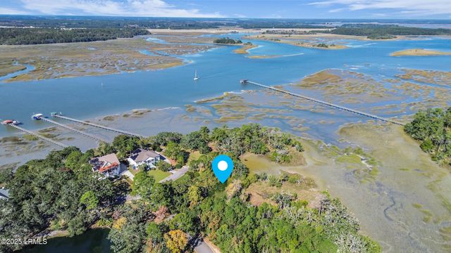 12 Governor Blake Drive, Beaufort, SC 29907