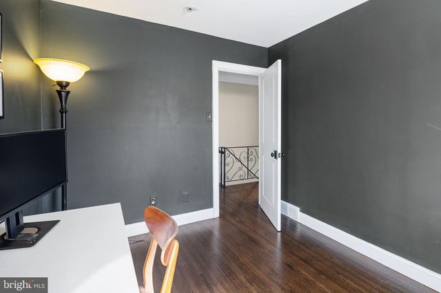 7529 VALLEY AVE, Philadelphia, PA 19128