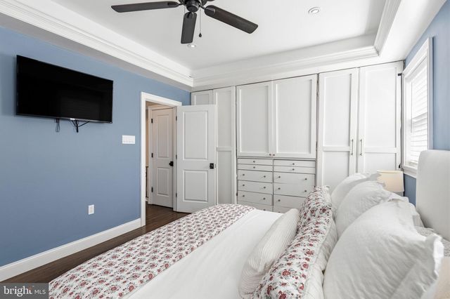 7529 VALLEY AVE, Philadelphia, PA 19128