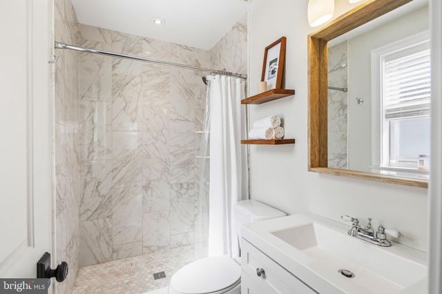 7529 VALLEY AVE, Philadelphia, PA 19128