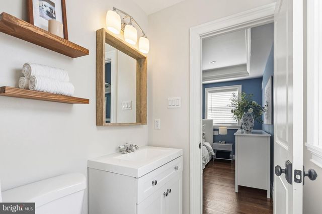 7529 VALLEY AVE, Philadelphia, PA 19128