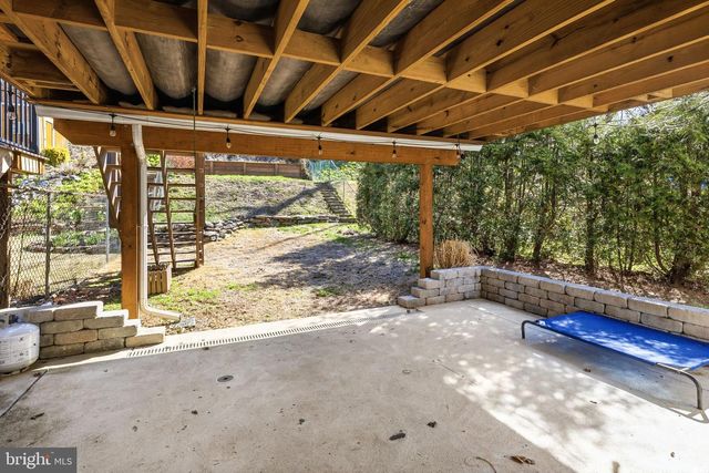 7529 VALLEY AVE, Philadelphia, PA 19128